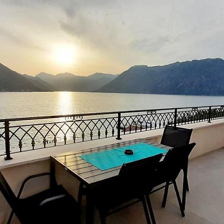 Apartments Boka Blue Dobrota Котор Экстерьер фото