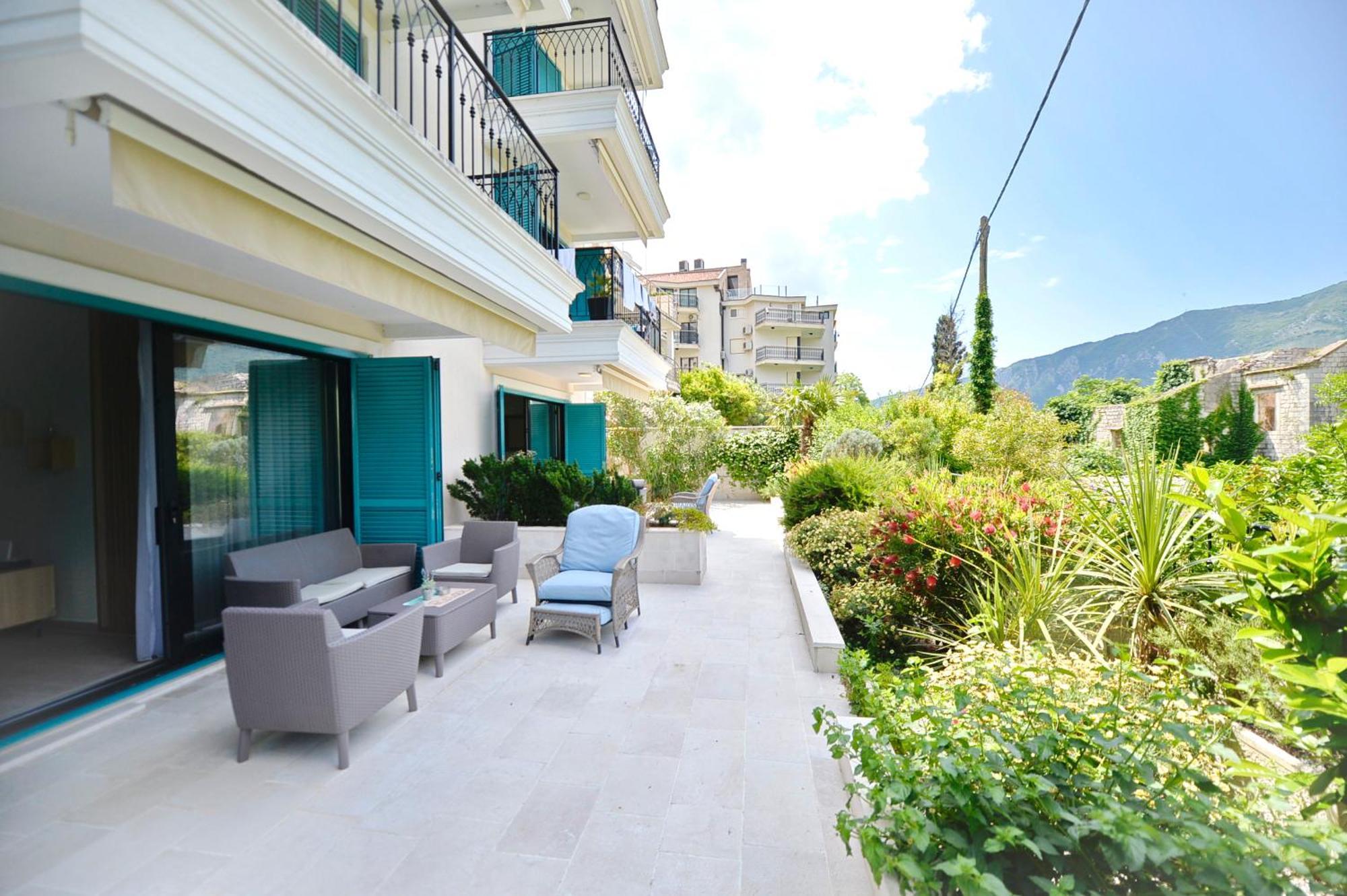 Apartments Boka Blue Dobrota Котор Экстерьер фото