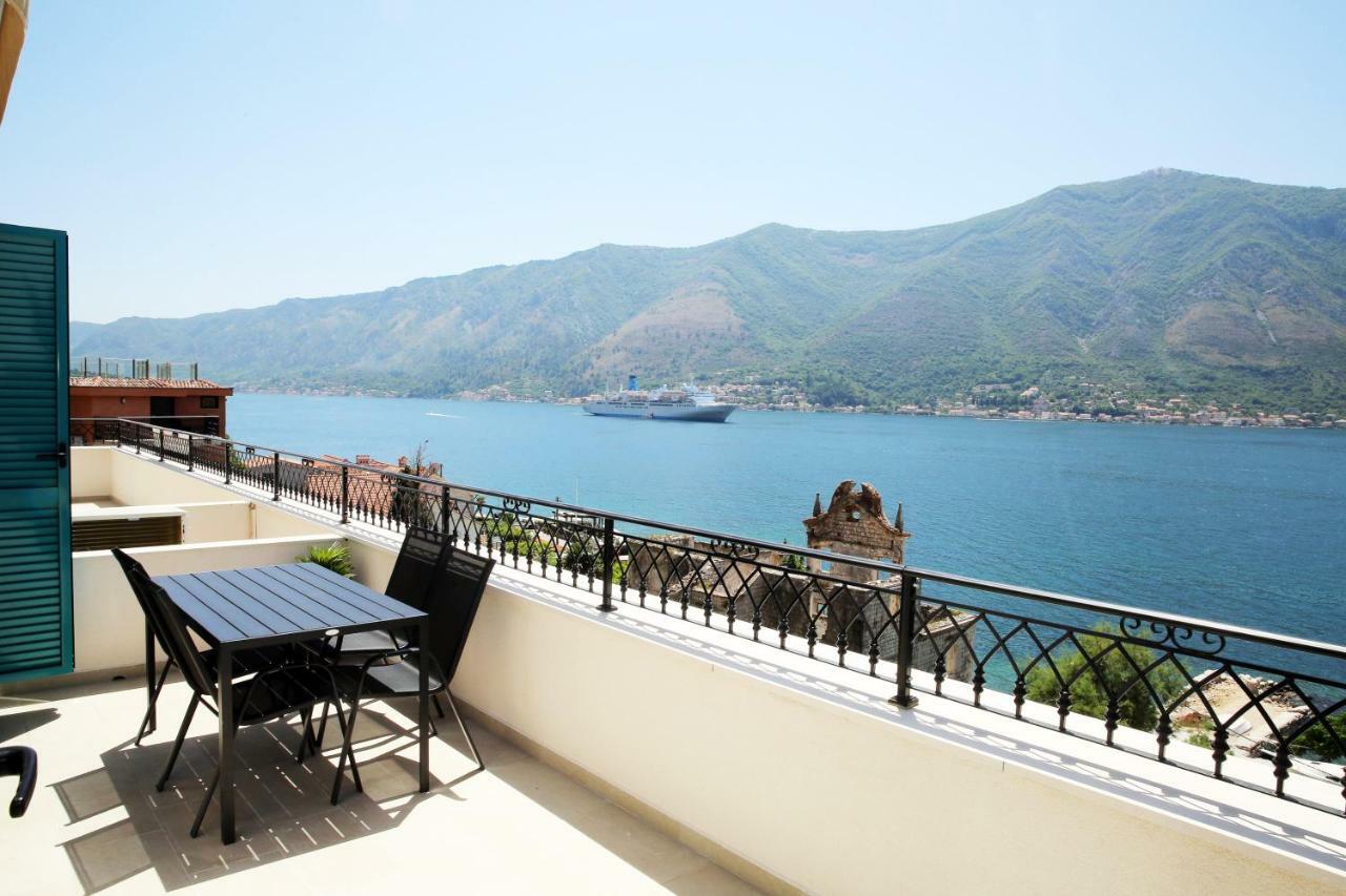 Apartments Boka Blue Dobrota Котор Экстерьер фото