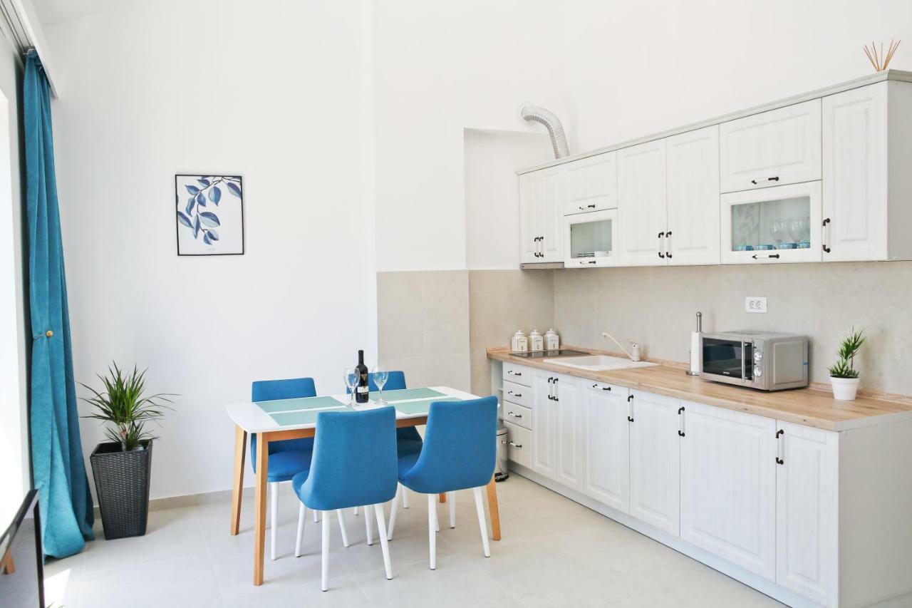 Apartments Boka Blue Dobrota Котор Экстерьер фото